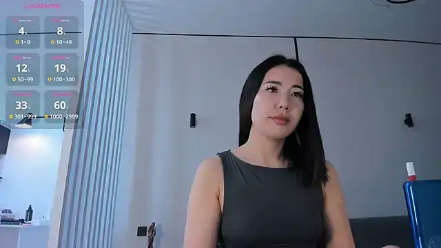 Naomi_52